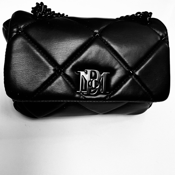 Badgley Mischka Handbags - ❌SOLD❌ BADGLEY MISCHKA